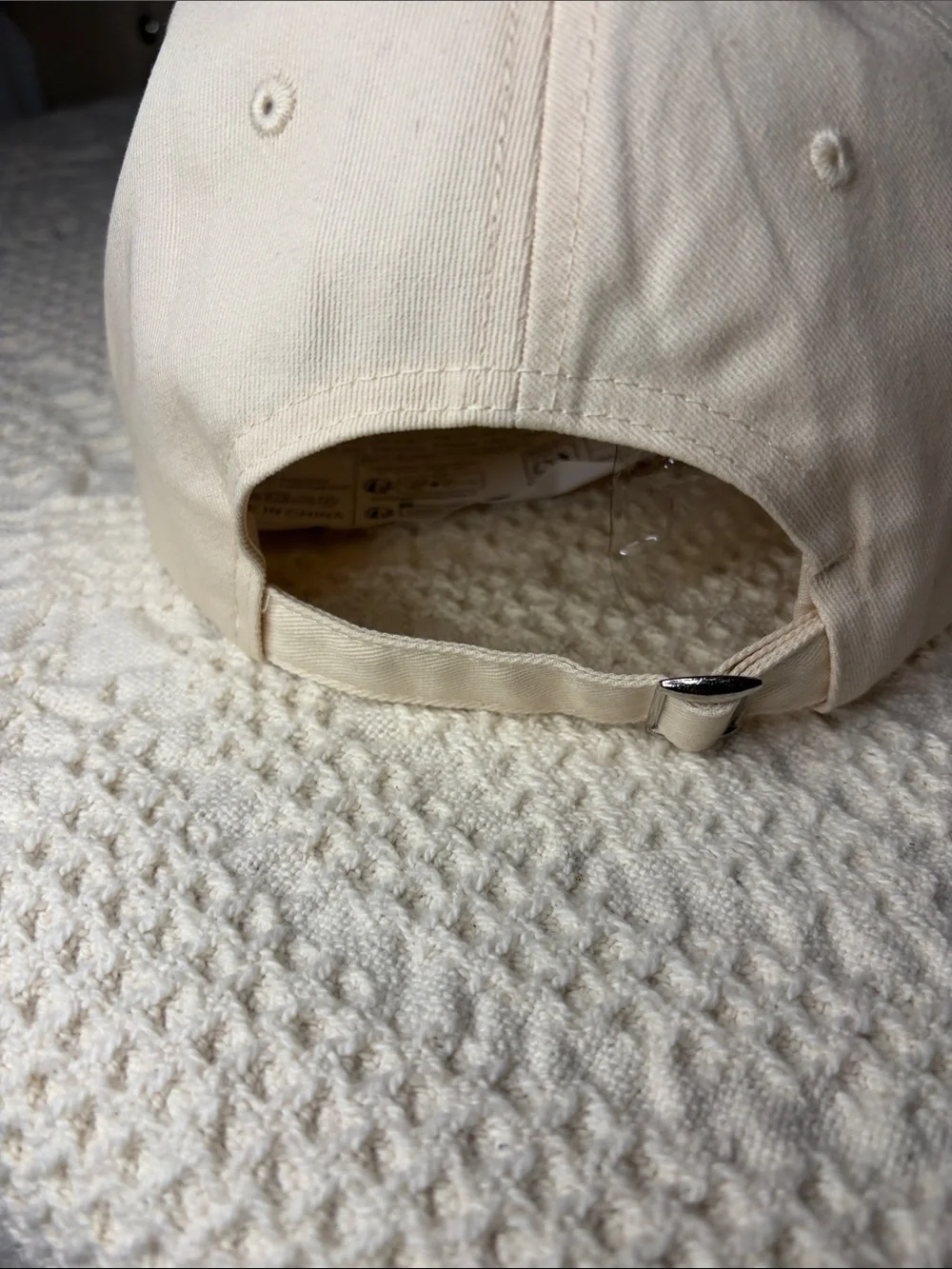Just A Girl Who Loves Jesus Two-Tone Baseball Cap - Black & Cream